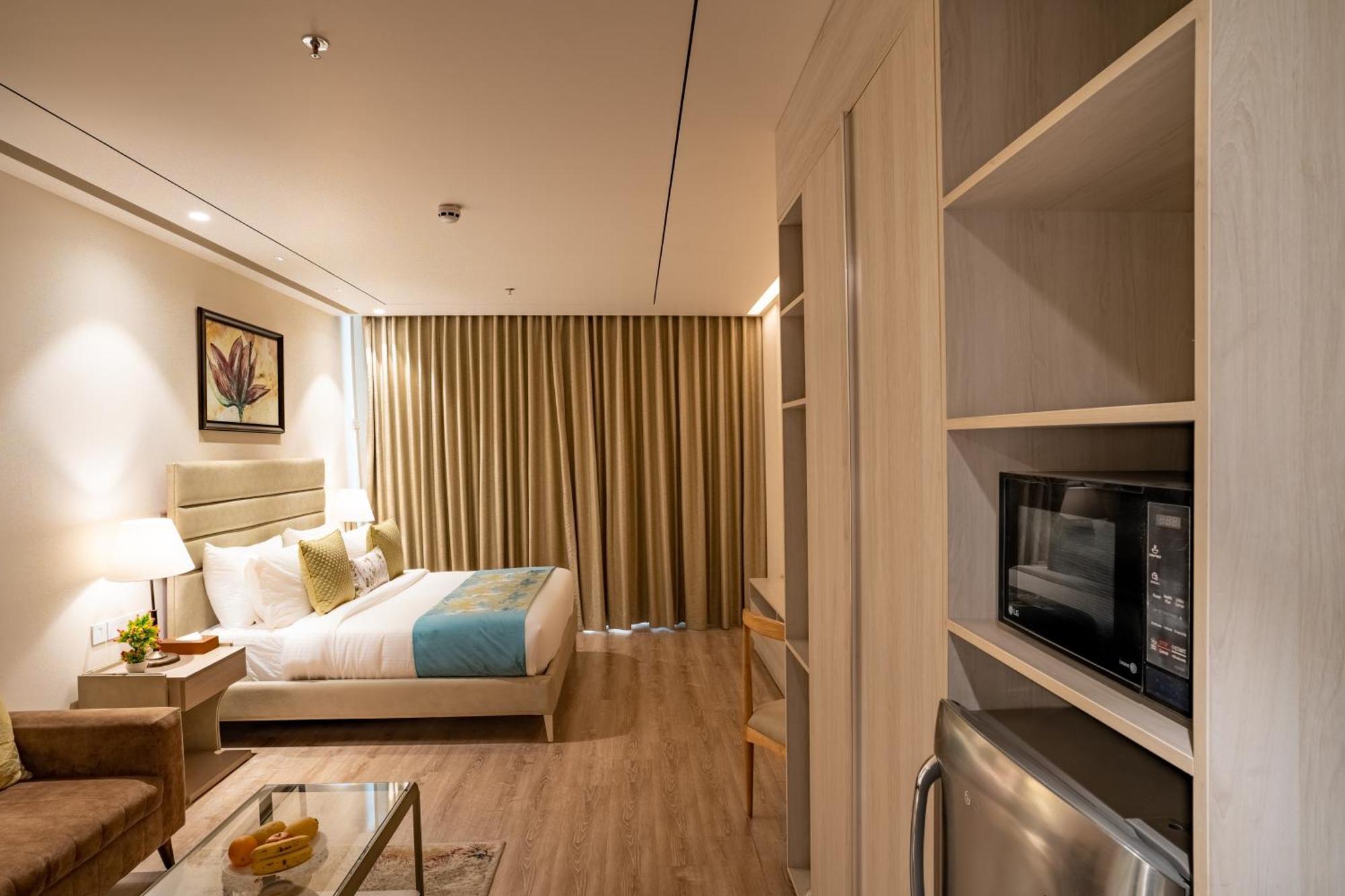 Juesta Residences - Aipl Joy Street, Gurgaon Exteriör bild